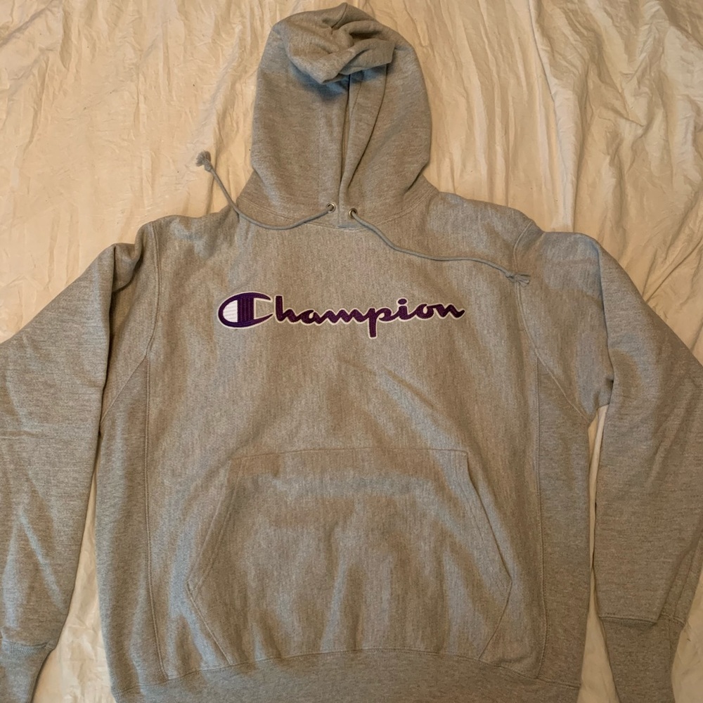 Men’s Champion Sweatshirt